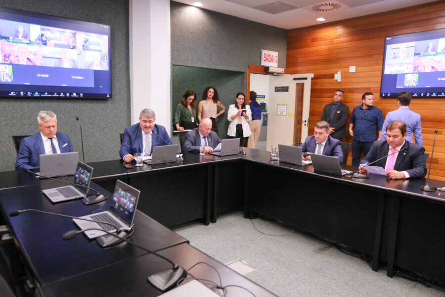 Comissão de Transportes da Alesc se reuniu na tarde desta terça (15)