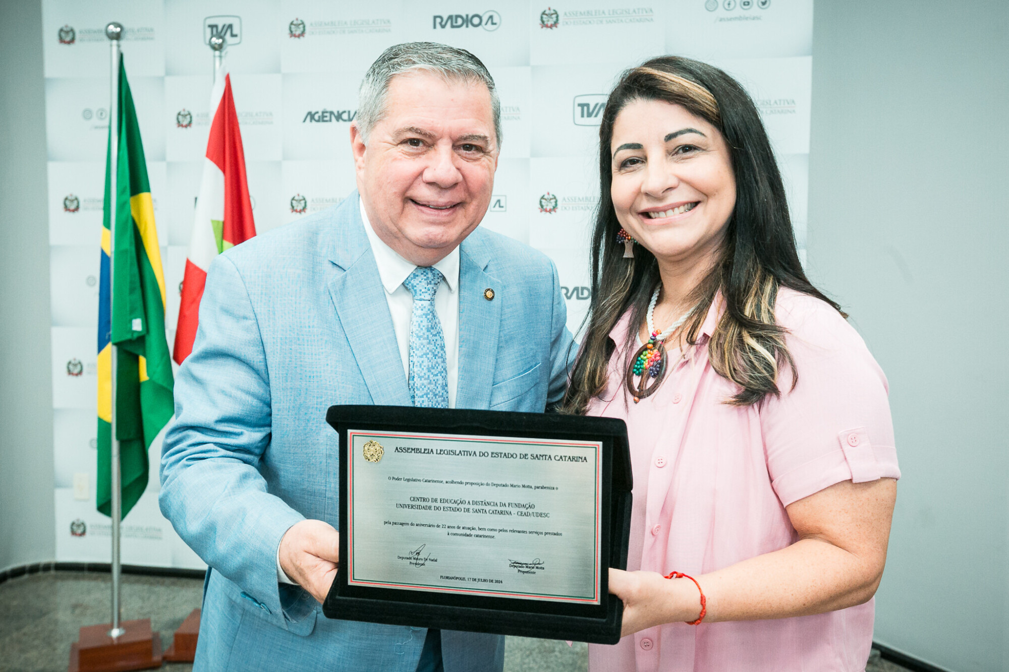 Suspensão de Sessão – Dra. Cléia Demétrio Pereira – UDESC – CEAD
