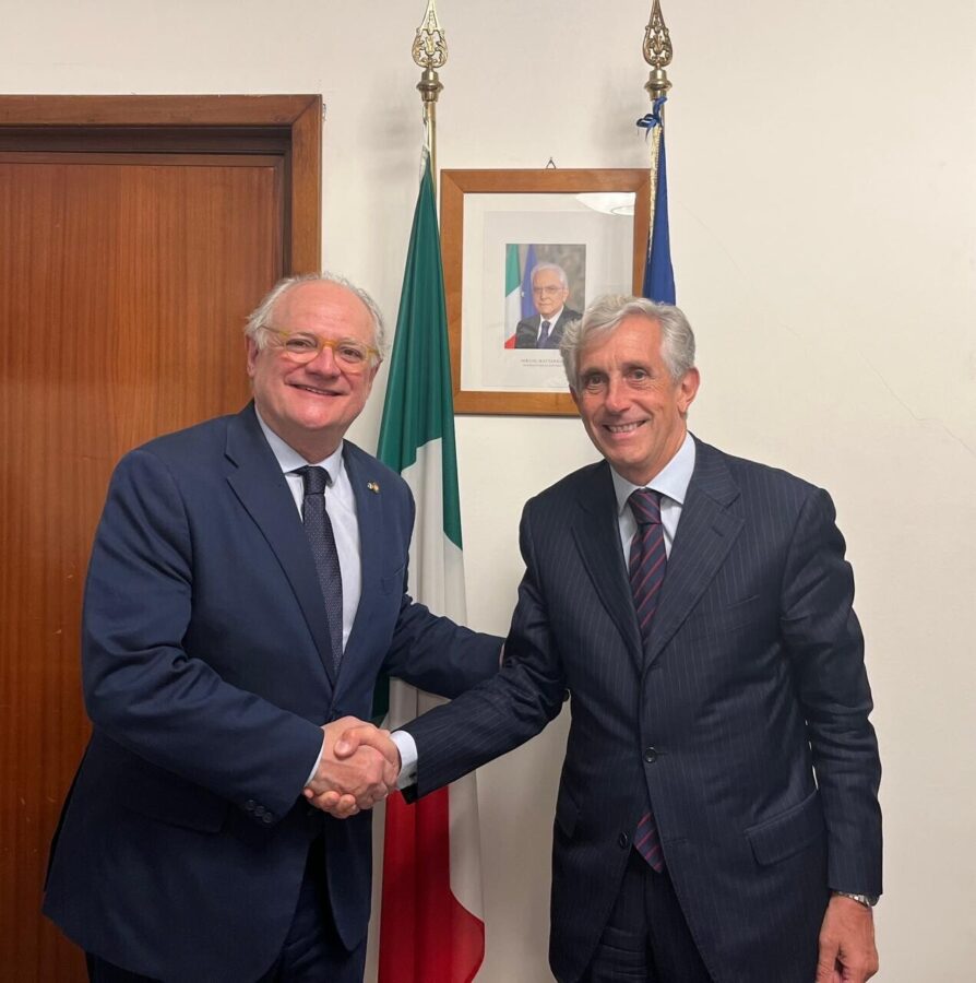 Dr. Vicente e o Luigi Maria Vignali, diretor-geral para os Italianos no Exterior e Políticas Migratórias do Ministério do Exterior