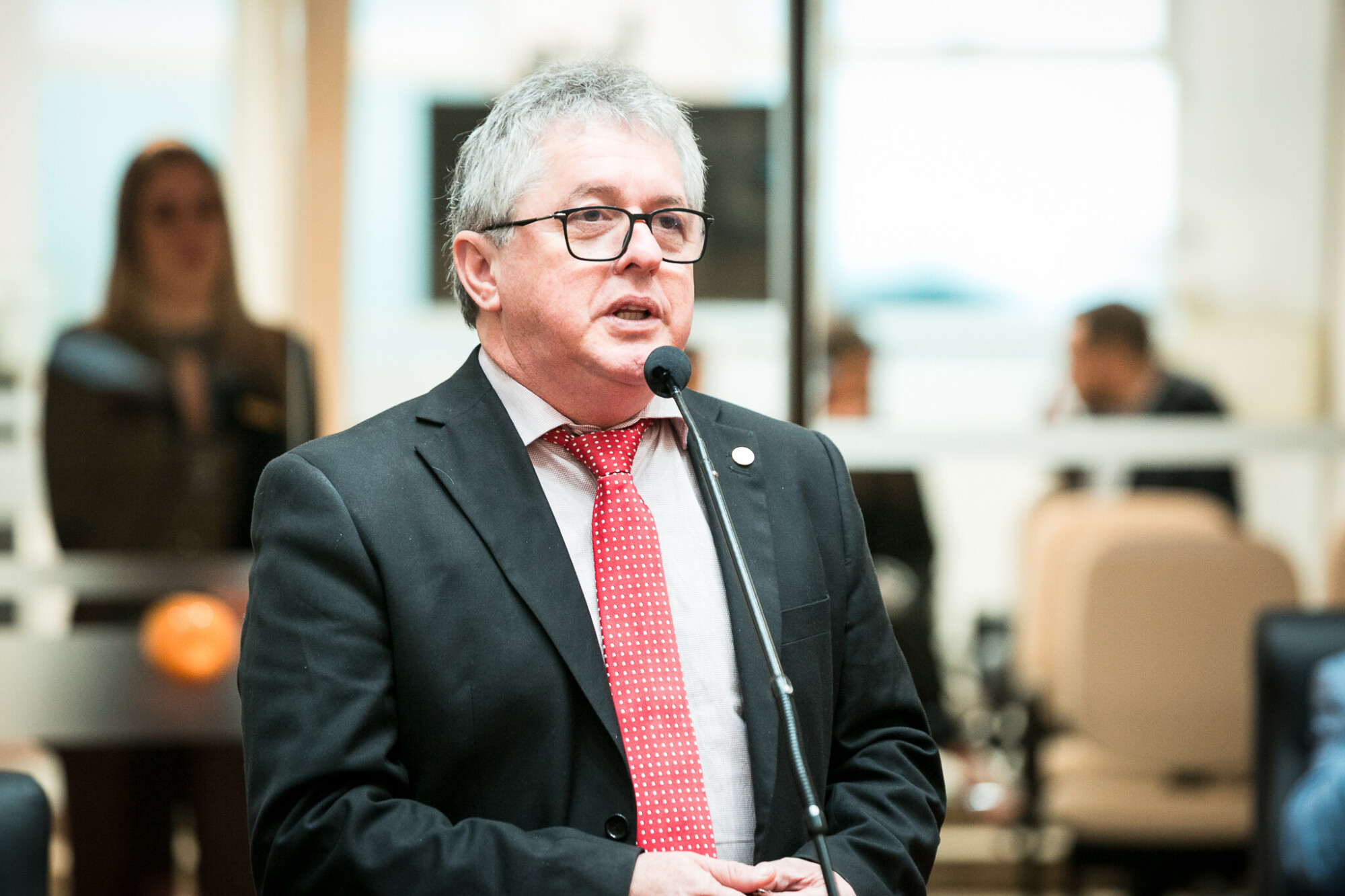 - Deputado Tiago Zilli (MDB)