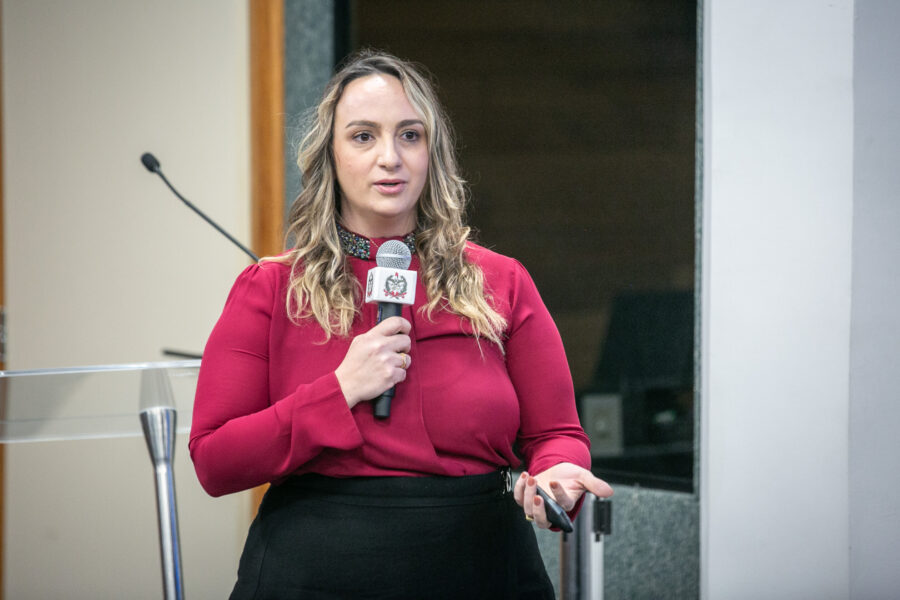 Janaina Polla Reinheimer, integrante da Consultoria Institucional de Acompanhamento Financeiro e Orçamentário da Assembleia do Mato Grosso