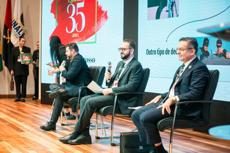 Especialistas destacam papel do legislativo no controle da constitucionalidade