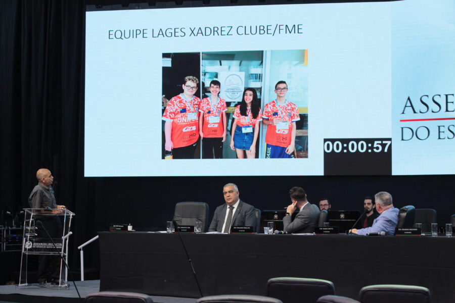 Marcos Cordeiro apresentou o Lages Xadrez Clube