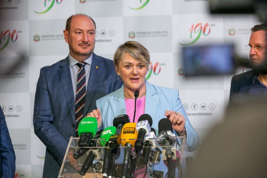 Deputada Luciane Caminatti (PT), coordenadora da Bancada do Oeste