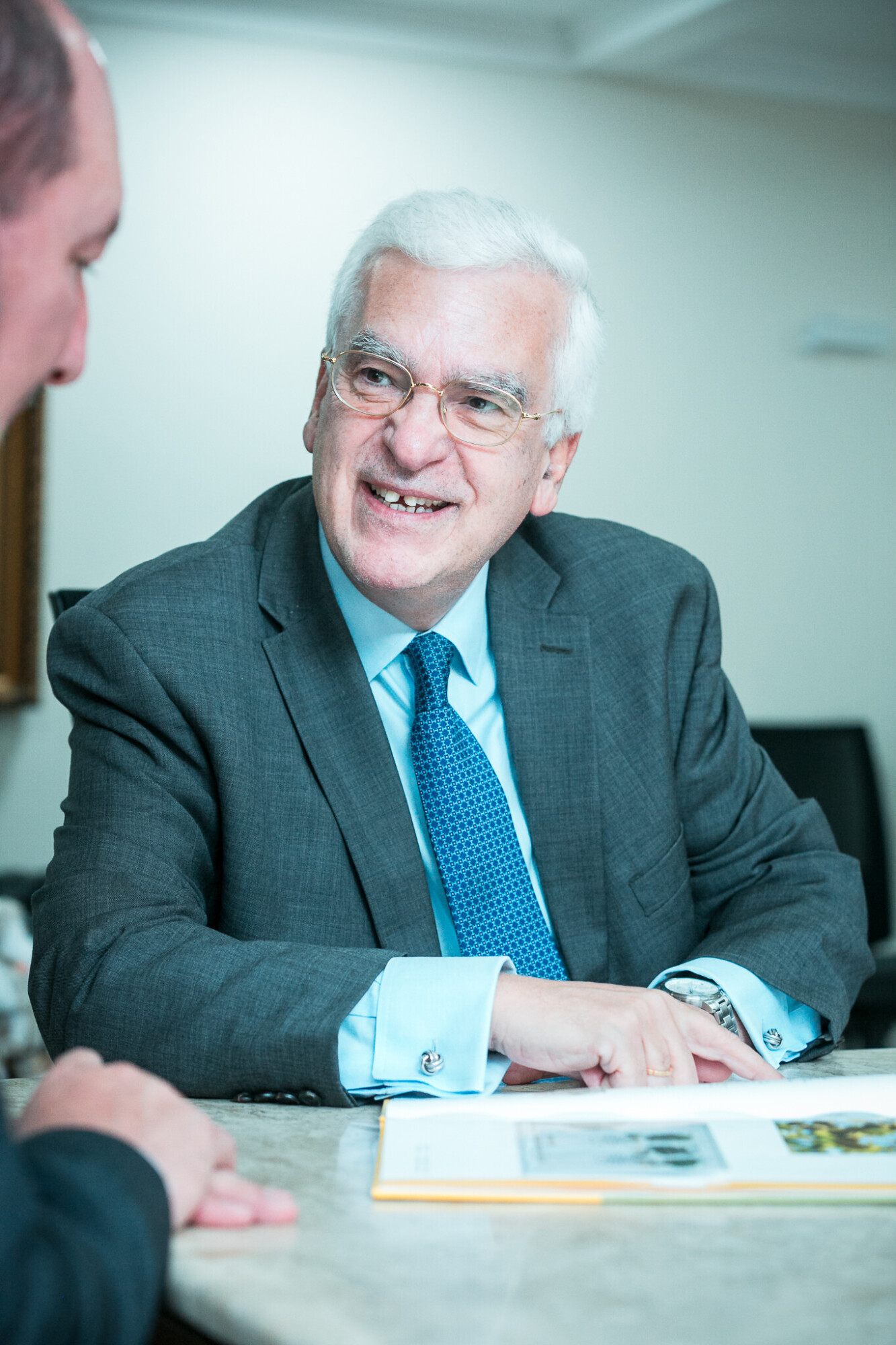 - Vasilios Philippou - Embaixador do Chipre