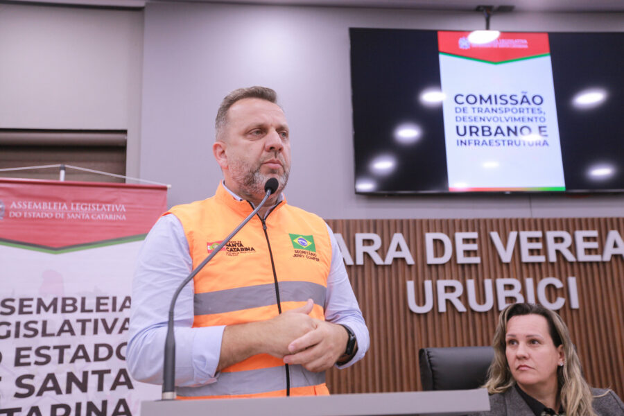 Jerry Comper, secretário da Infraestrutura e Mobilidade.