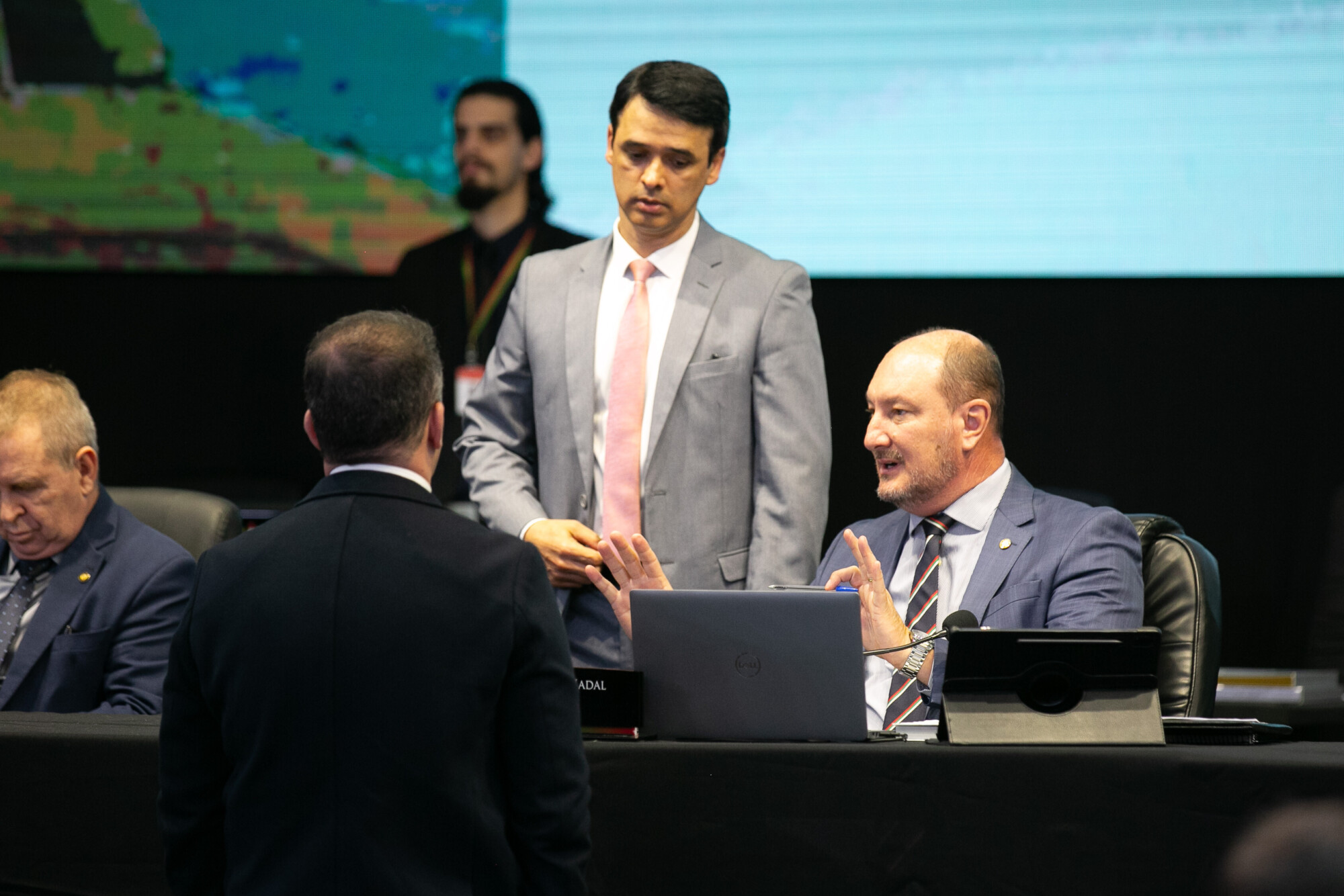 - Deputado Marcos da Rosa (União)	
- Deputado Mauro de Nadal (MDB)