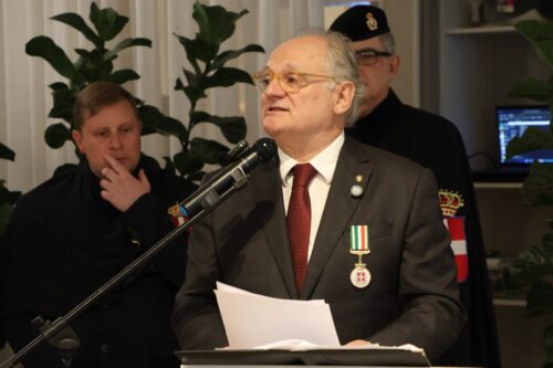 SC-Itália: Deputado Dr. Vicente é homenageado pela Guarda de Honra do Pantheon