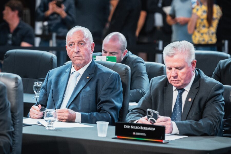 Deputado Oscar Gutz
