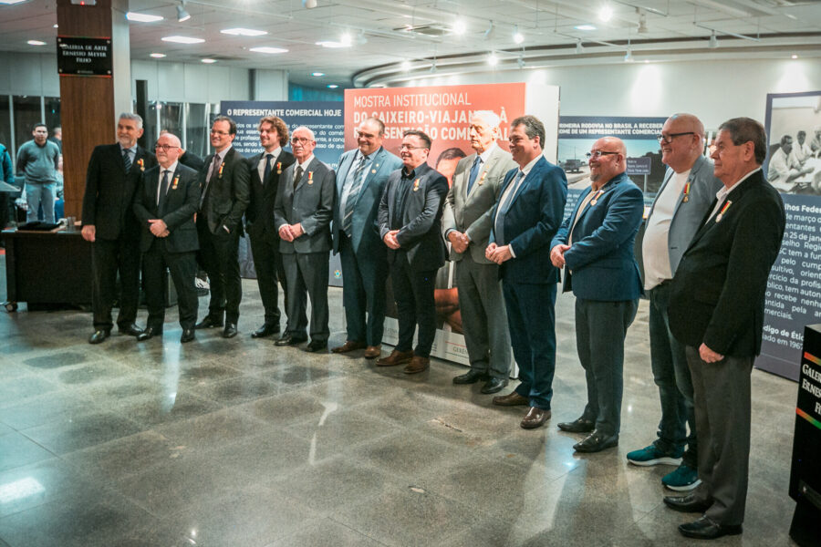 Mostra institucional 