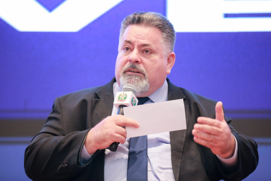 Deputado Sérgio Motta, proponente do evento.