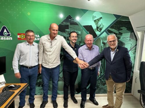 Marcos Vieira encaminha solução para abastecimento de água em Maravilha