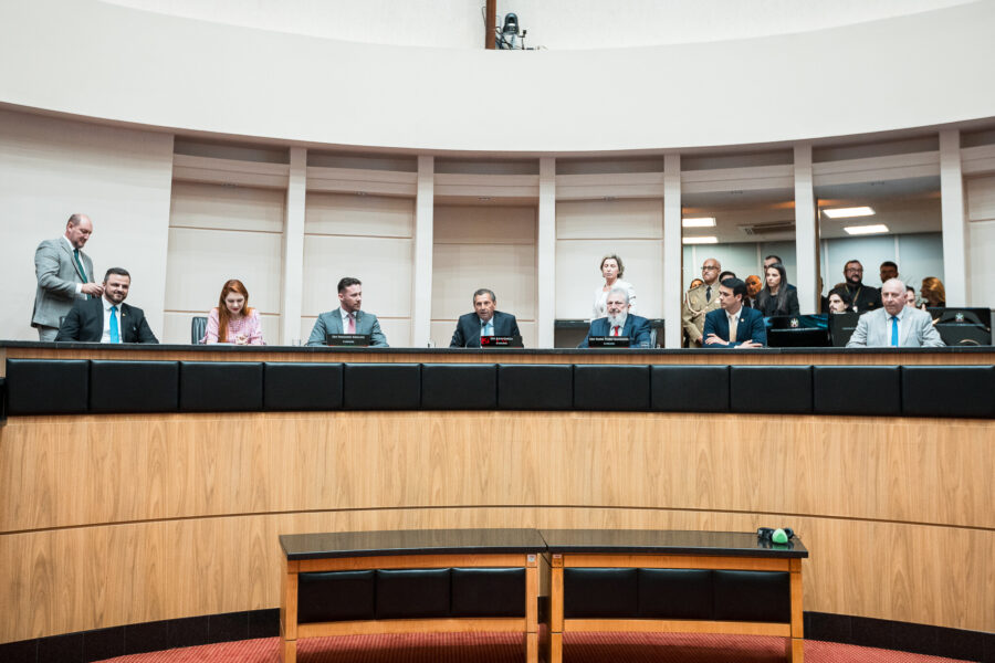 Parlamento elege nova Mesa Diretora para os próximos dois anos