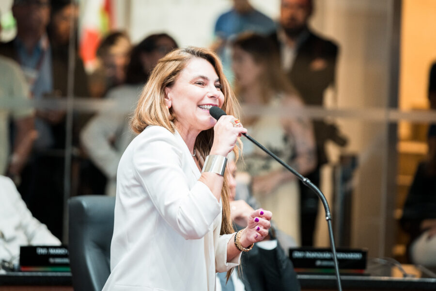 Deputada Paulinha