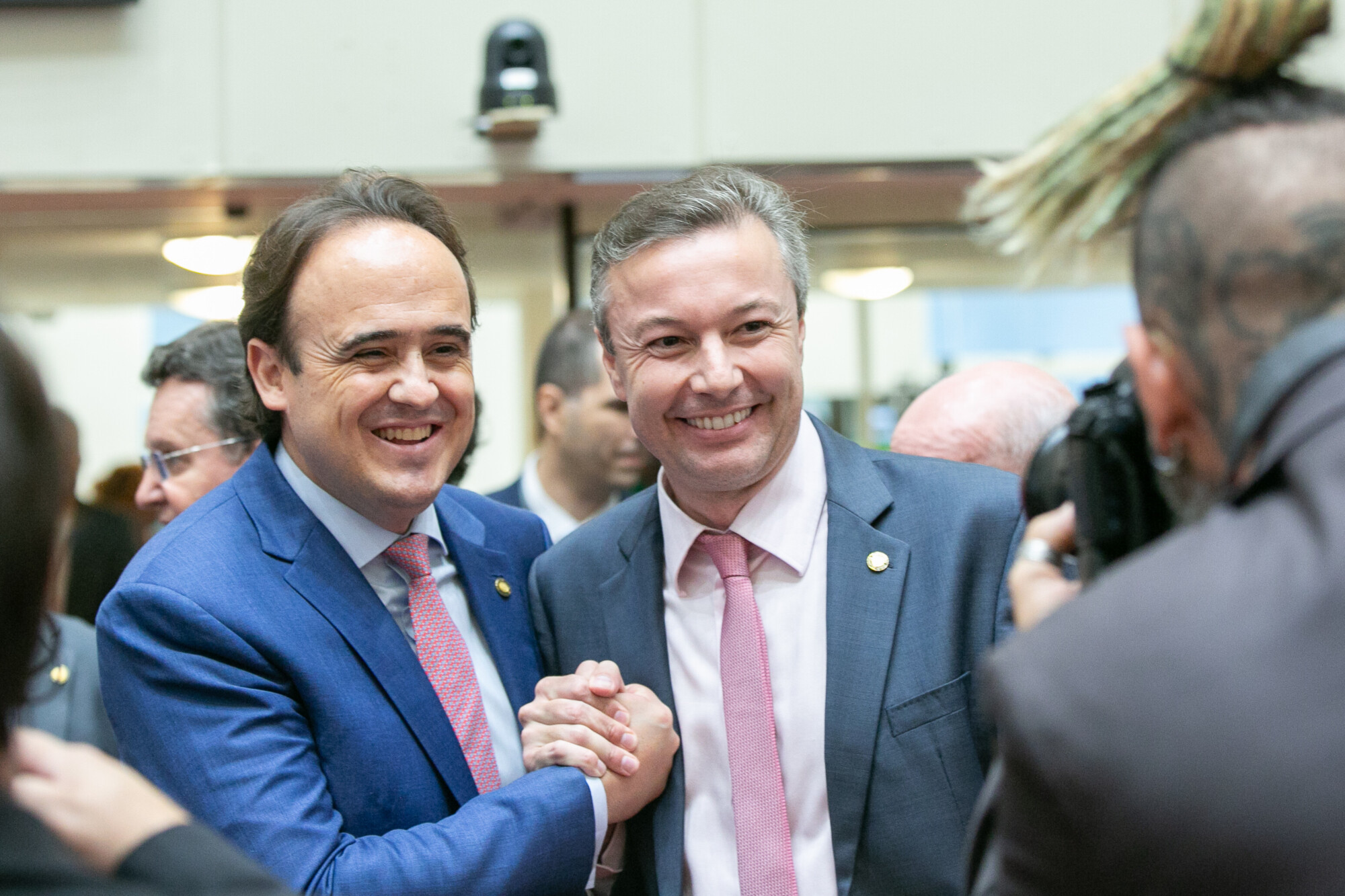 - Deputado Carlos Humberto (PL)
 - Deputado Napoleão Bernardes (PSD)
