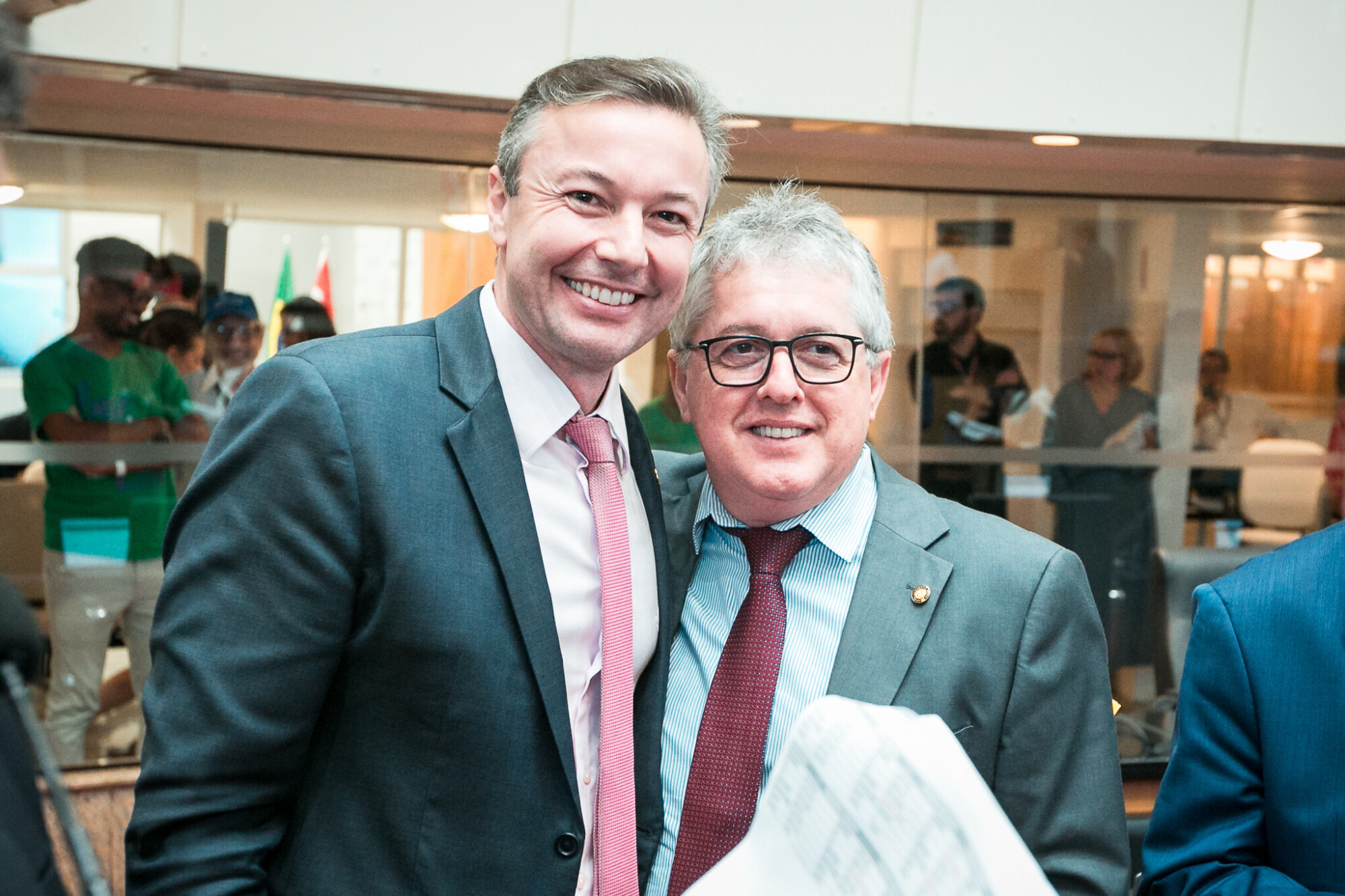 - Deputado Napoleão Bernardes (PSD)
- Deputado Tiago Zilli (MDB)
