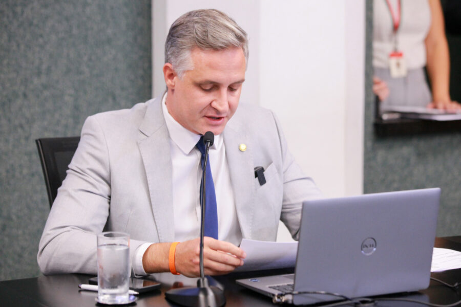 Deputado Matheus Cadorin