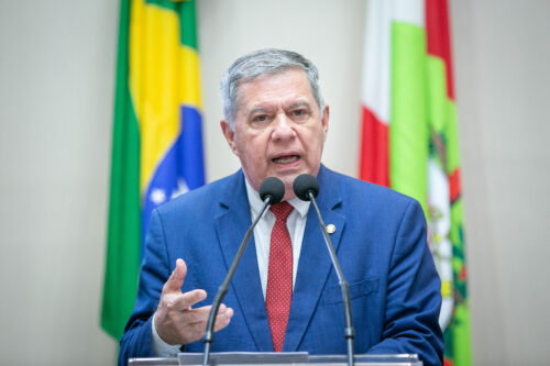 Sessão tem crítica à paralisação da vigilância eletrônica nas escolas