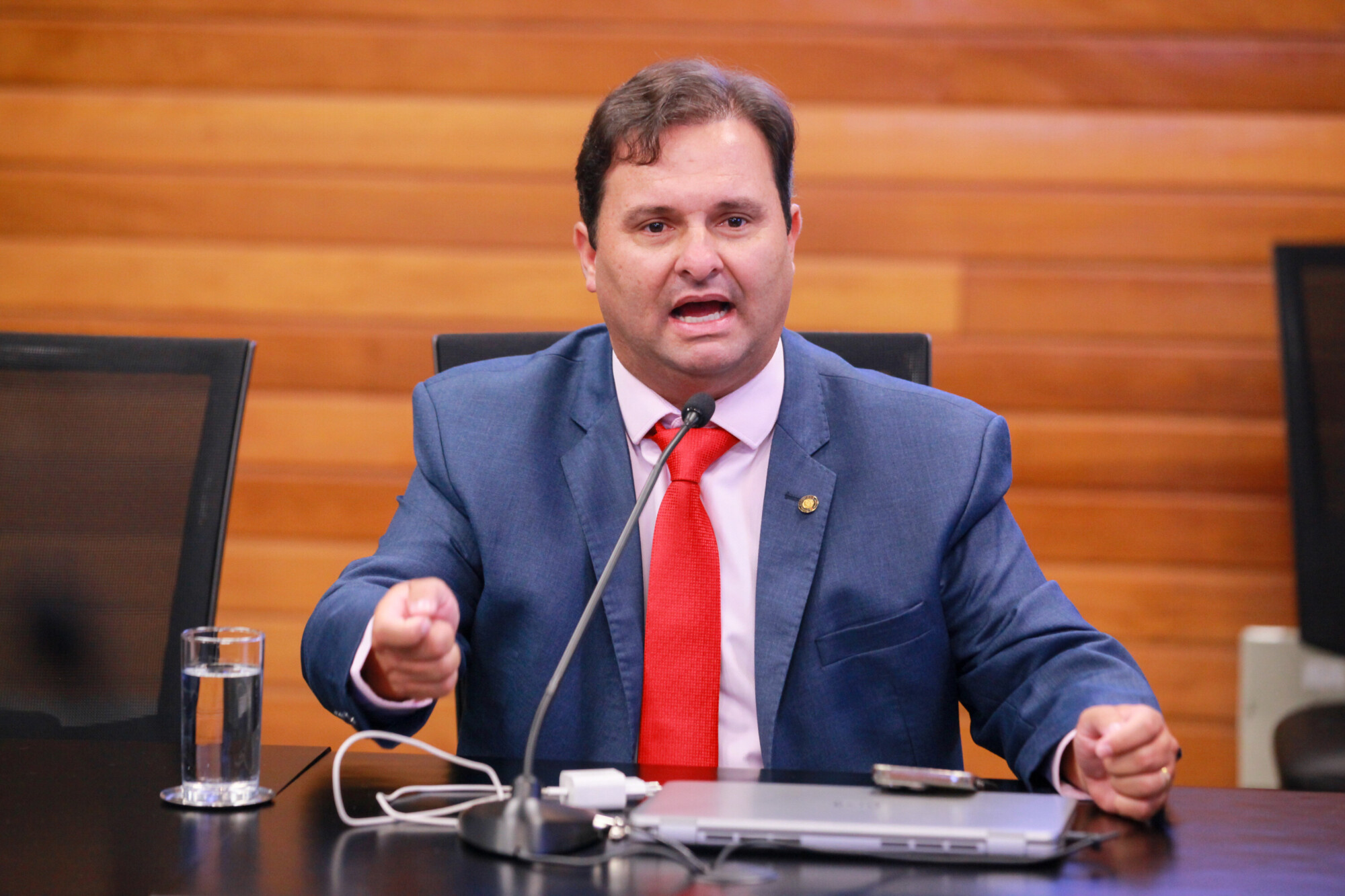 - Deputado Sérgio Guimarães(União)