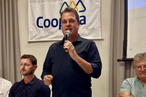 Minotto participa de Assembleia Geral da Coopera
