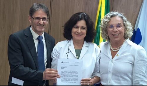 Saretta reforça pedido de credenciamento oncológico para Concórdia em reunião com ministra da Saúde
