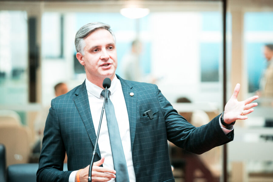 Deputado Matheus Cadorin