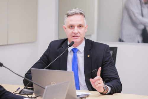 Governo recua e mantém central única de atendimento em Joinville