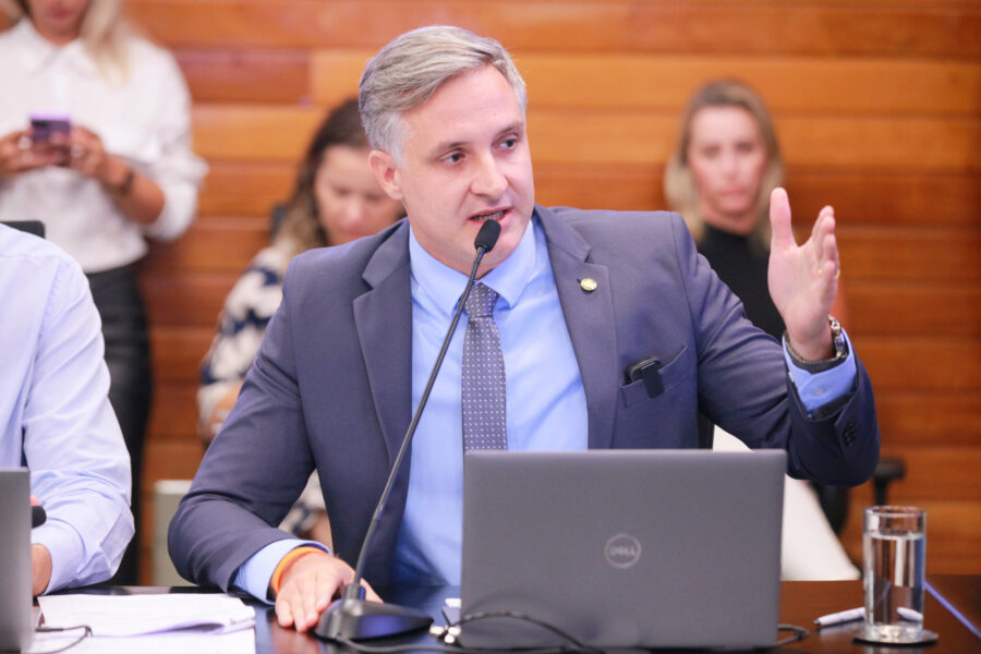 Deputado Matheus Cadorin