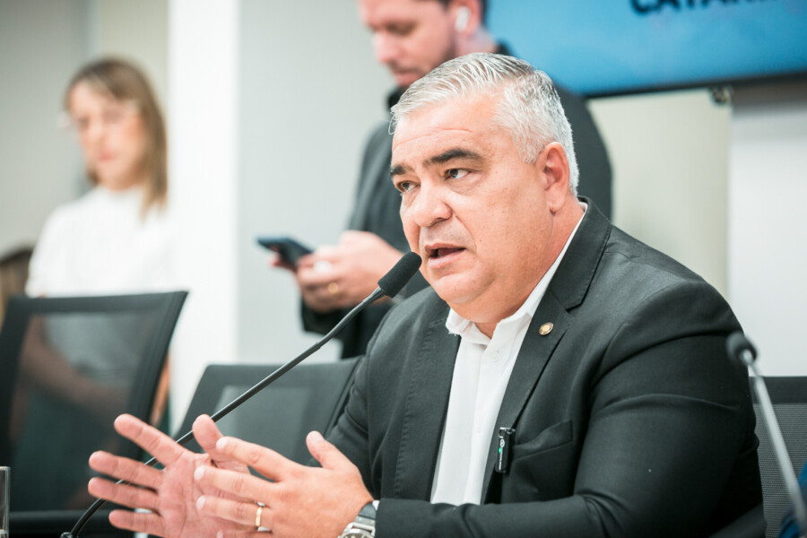 - Deputado Sargento Lima (PL)