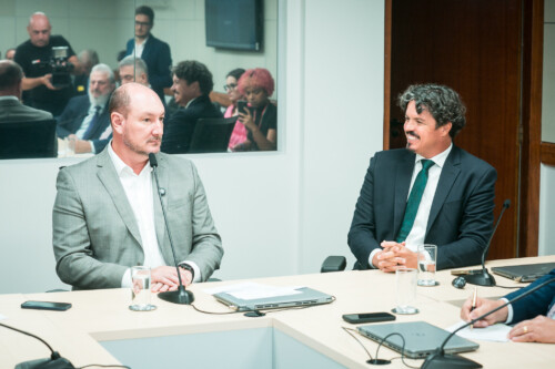 - Deputado Mauro de Nadal (MDB) 	
 - Deputado Marquito (PSOL)