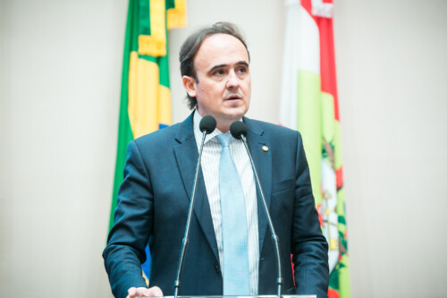 - Deputado Carlos Humberto (PL)