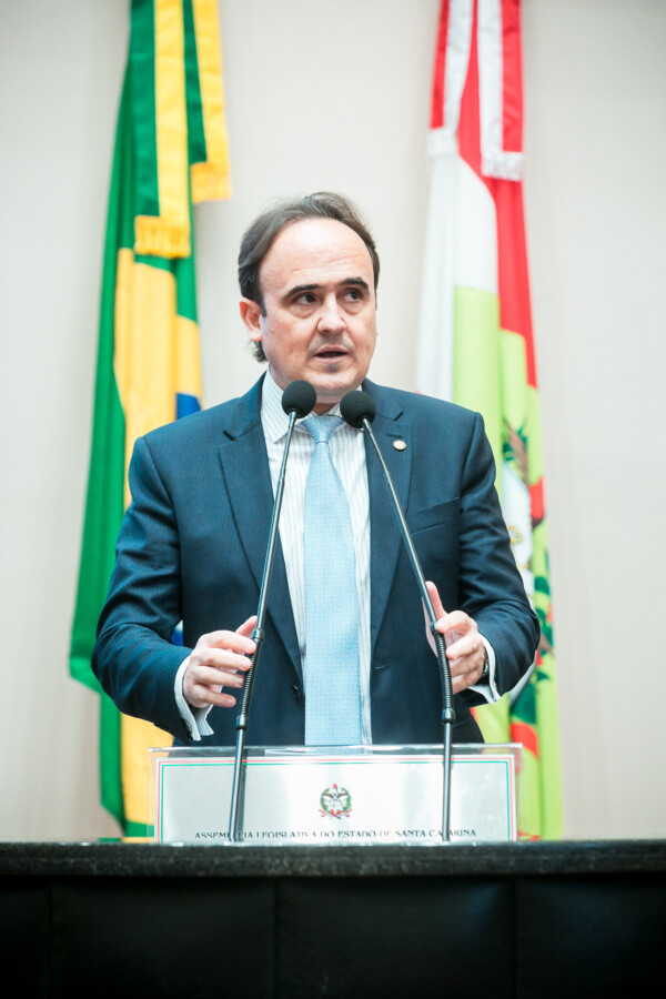 - Deputado Carlos Humberto (PL)