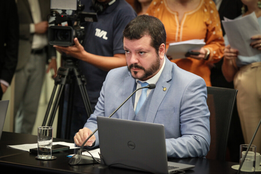- Deputado Alex Brasil (PL)