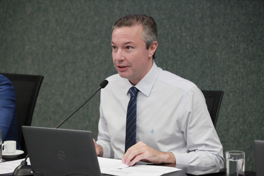 - Deputado Napoleão Bernardes (PSD)