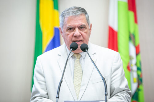 Sessão tem sugestão para estímulo à formação de professores
