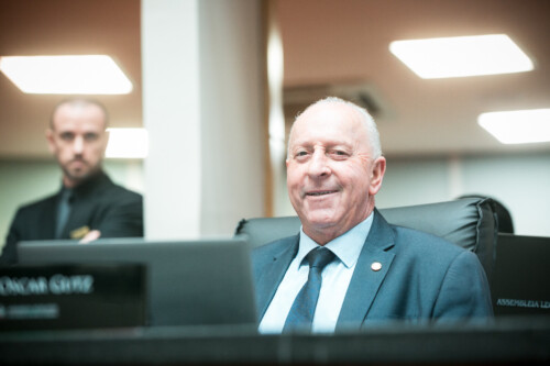 - Deputado Oscar Gutz (PL)
