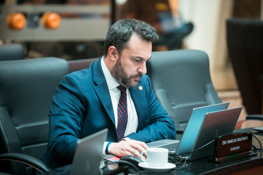 - Deputado Marcius Machado (PL)