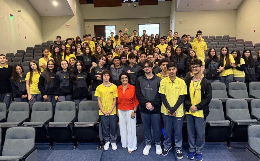 Alunos do Cedup Abílio Paulo, de Criciúma. Foto: Divulgação