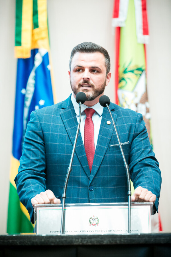 - Deputado Lucas Neves (PODEMOS)