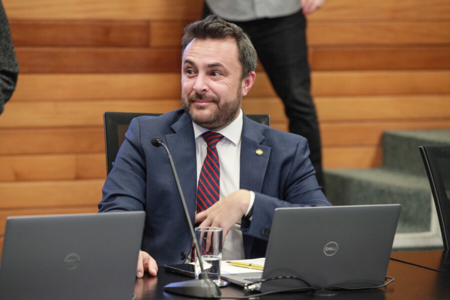 - Deputado Marcius Machado (PL)