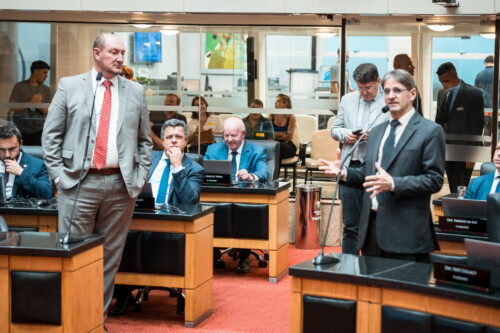 - Deputado Mauro de Nadal (MDB) 	- Deputado Neodi Saretta (PT)