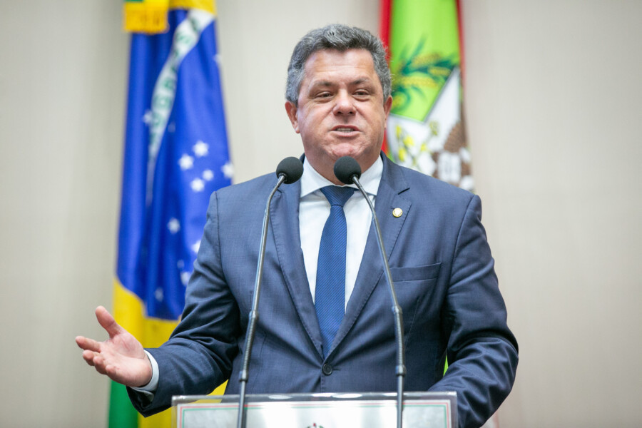 - Deputado Ivan Naatz (PL)