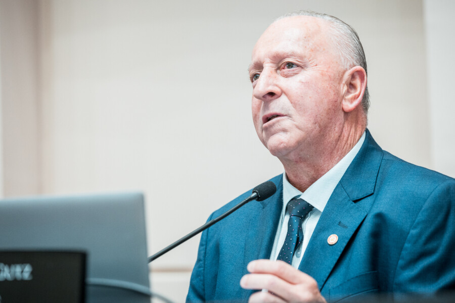 - Deputado Oscar Gutz (PL)