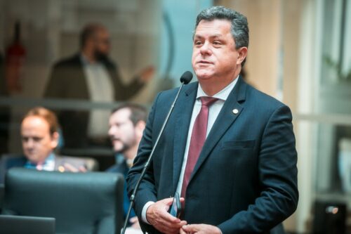 Naatz defende projeto de internação involuntária de dependentes de drogas como necessidade social