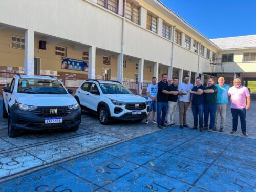 Minotto garante dois novos veículos ao Instituto São Pio X em Siderópolis