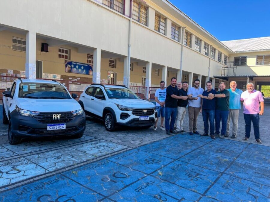 Deputado Rodrigo Minotto e lideranças de Siderópolis