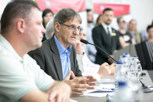 Saretta garante R$ 2,5 mi para Hospital São Francisco em audiência sobre credenciamento oncológico