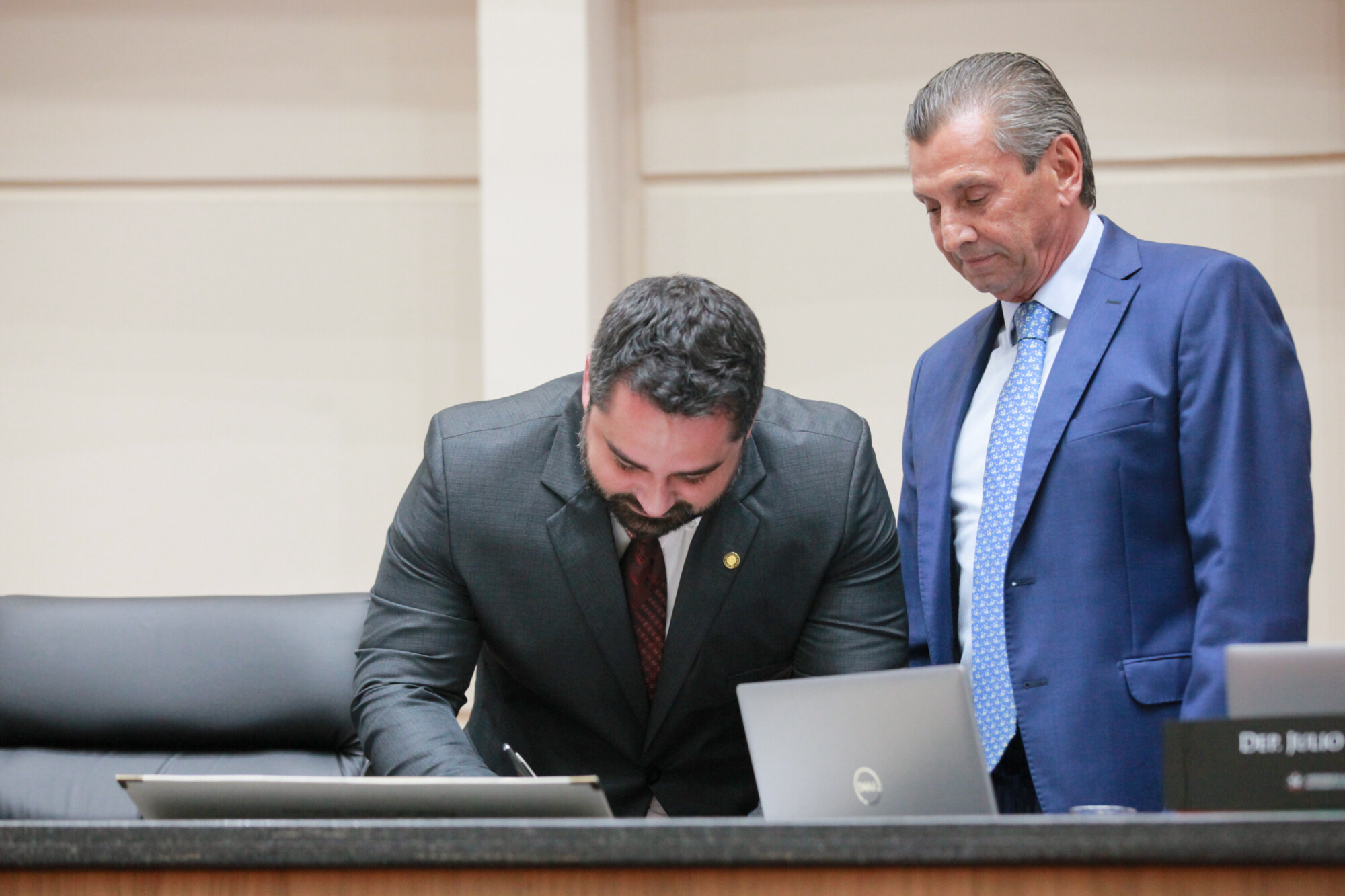 - Deputado Jeferson Cardozo (PL) - Deputado Julio Garcia (PSD)