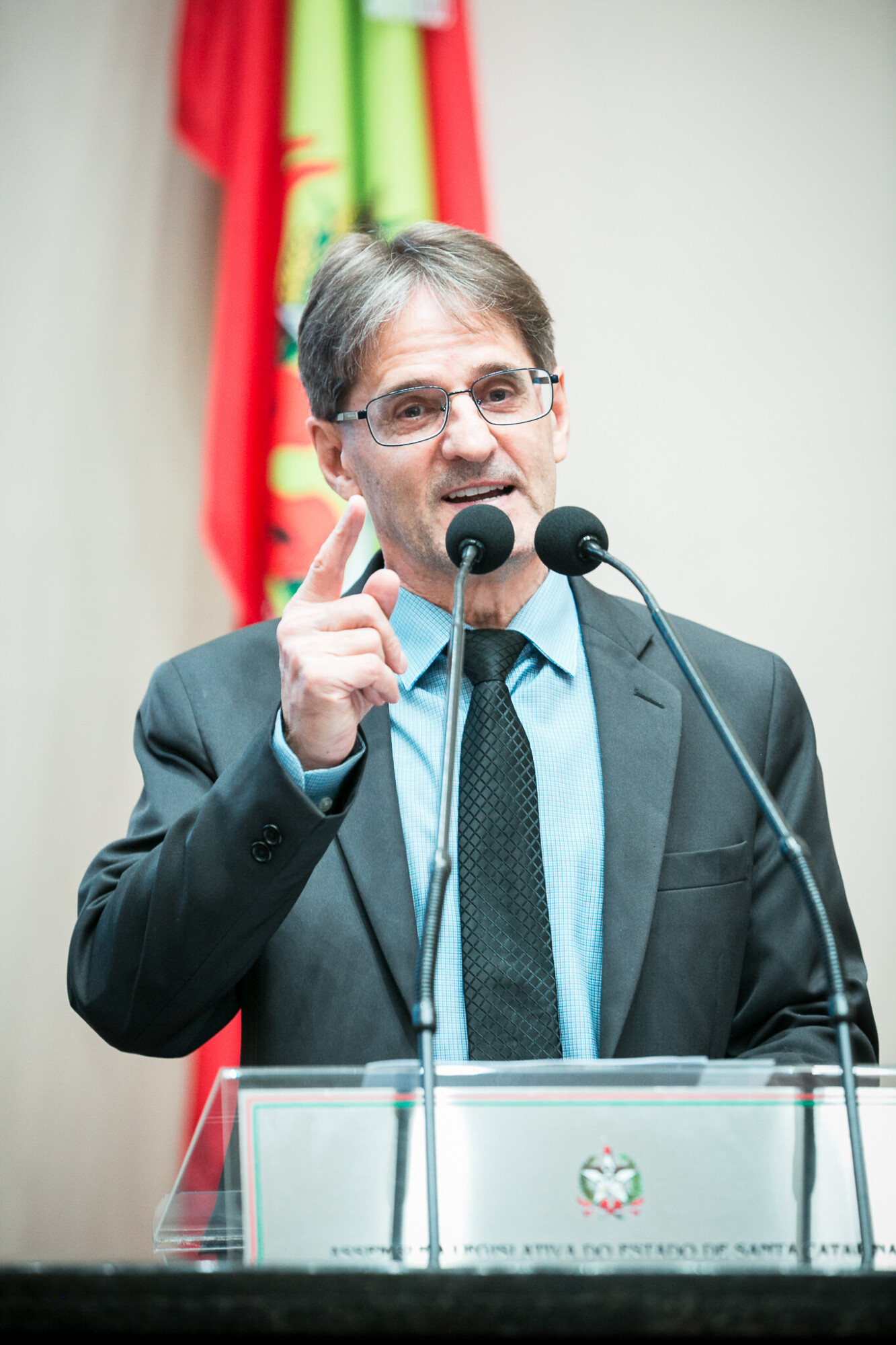 - Deputado Neodi Saretta (PT)