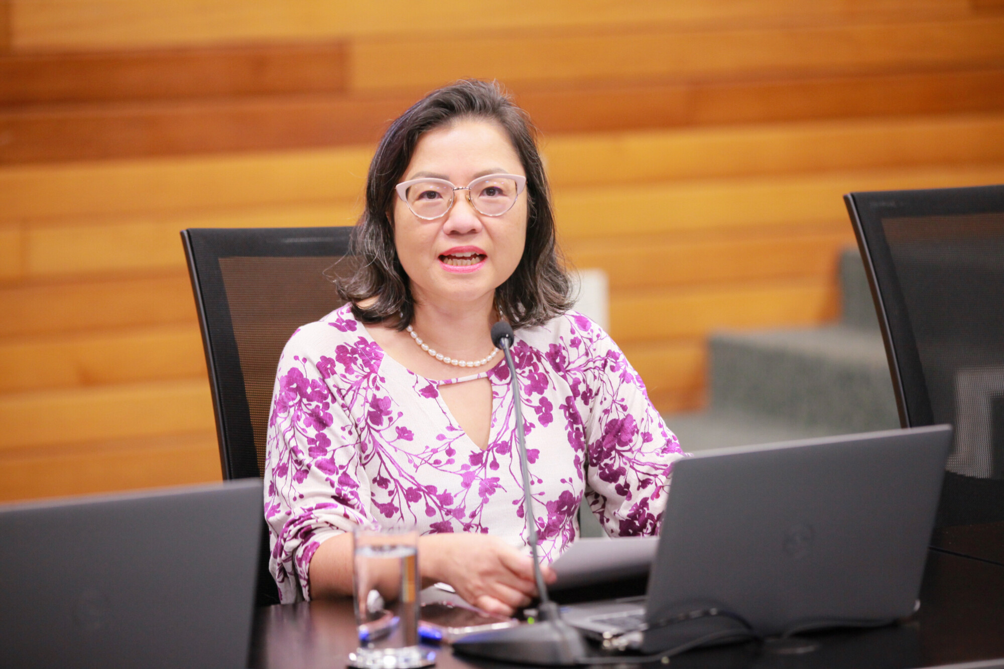 Dra. Katia Lin - Médica Neurologistica